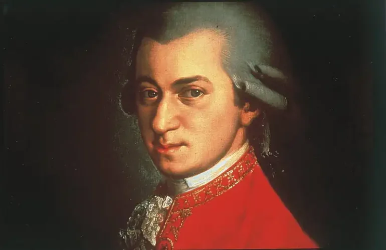WOLFGANG AMADEUS MOZART